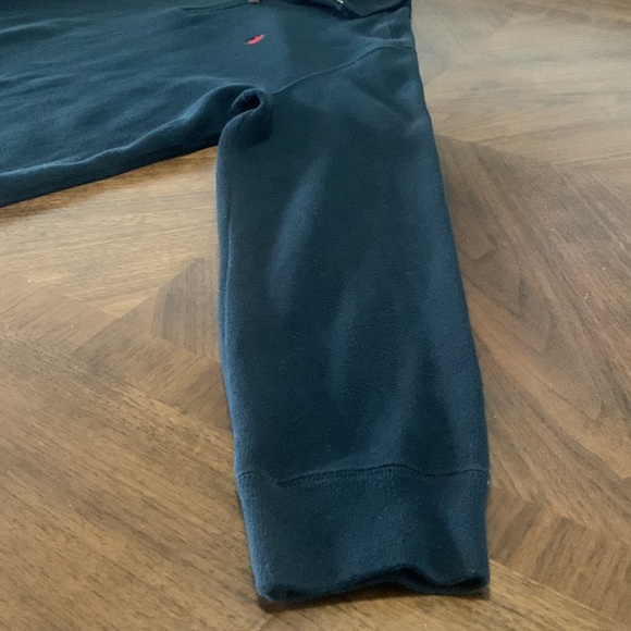 Ralph Lauren Quarter Zip Sweater. - Picture 5 of 5